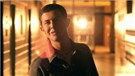 Xem MV The Trouble With Girls - Scotty McCreery