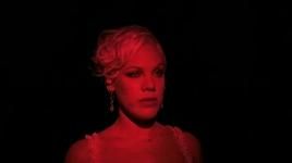 MV Sober - P!nk