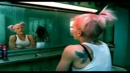 MV Don't Let Me Get Me - P!nk