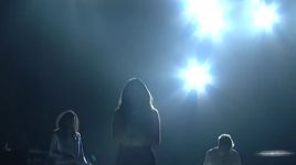 Xem MV Royals (Live At The Grammy'S 2014) - Lorde