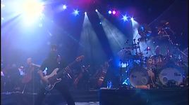 i walk alone (masters of rock 2010) - tarja turunen