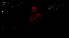 Xem MV U Mad - Vic Mensa, Kanye West