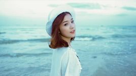 Close To Me (Lại Gần Em) - Hoàng Yến Chibi