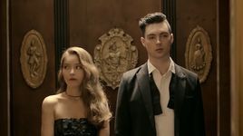 Xem MV Decalcomanie - MAMAMOO