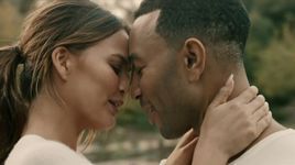 Xem MV Love Me Now - John Legend