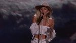 Xem MV Malibu (Billboard Music Awards 2017) - Miley Cyrus