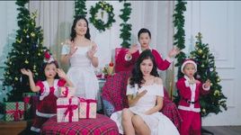 MV We Wish You A Merry Christmas - Huyền Trang, Thục Linh