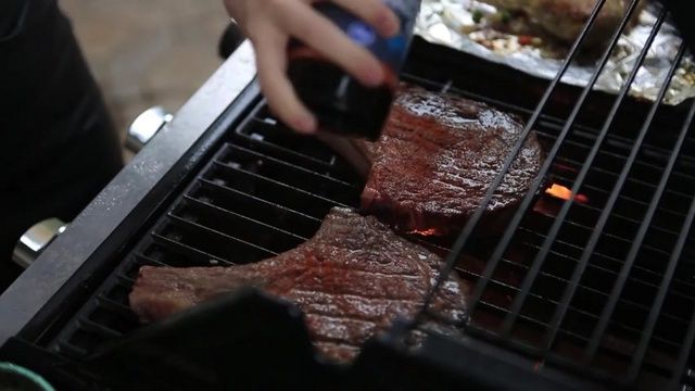 Tải bài hát BBQ Tại L.A 2019 MP3 miễn phí về máy