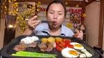 MV Chấp Nhận Giá Trên Trời Ăn Thử Bò Kobe Wagyu & Nấm Truffle Kim Cương Đen Của Nền Ẩm Thực - Cuộc Sống Ở Nhật #482 - Quynh Tran JP
