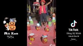Xem MV Cách Mà Chàng Trai Phi Bóng Ném Vòng Ném Bách Phát Bách Trúng (Phần 2) - V.A