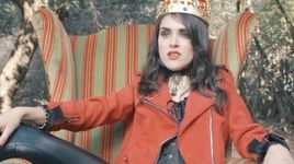 Xem MV Queen Of The World - Alison Darwin