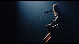 Xem MV Cornelia Street (Live From Paris) - Taylor Swift