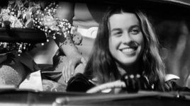 MV Hand In My Pocket - Alanis Morissette