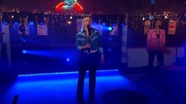 Xem MV Bluebird (Live From The 55th Acm Awards) - Miranda Lambert