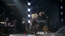 Ca nhạc Heart Of Glass (Live From The Iheart Festival) - Miley Cyrus