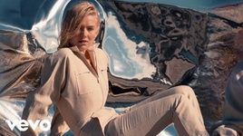 Xem MV Obsessed - Astrid S