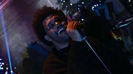 Xem MV Save Your Tears (Iheartradio Jingle Ball Live Performance) - The Weeknd