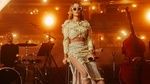 MV Bang Bang (Amazon Original Performance) - Rita Ora