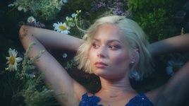 Xem MV Summer Fling - Nina Nesbitt