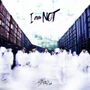 I am NOT - Stray Kids