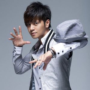 la chi tuong (show luo)