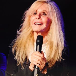 kim carnes
