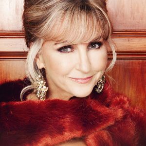 lesley garrett