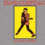 (the angels wanna wear my) red shoes(album version) - elvis costello