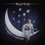 Ca nhạc One Little Kiss - Miss Tess
