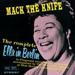 applause and closing fanfare (live at the deutschlandhalle, berlin, 1960) - ella fitzgerald