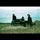 eri ga yureteru. - acidman