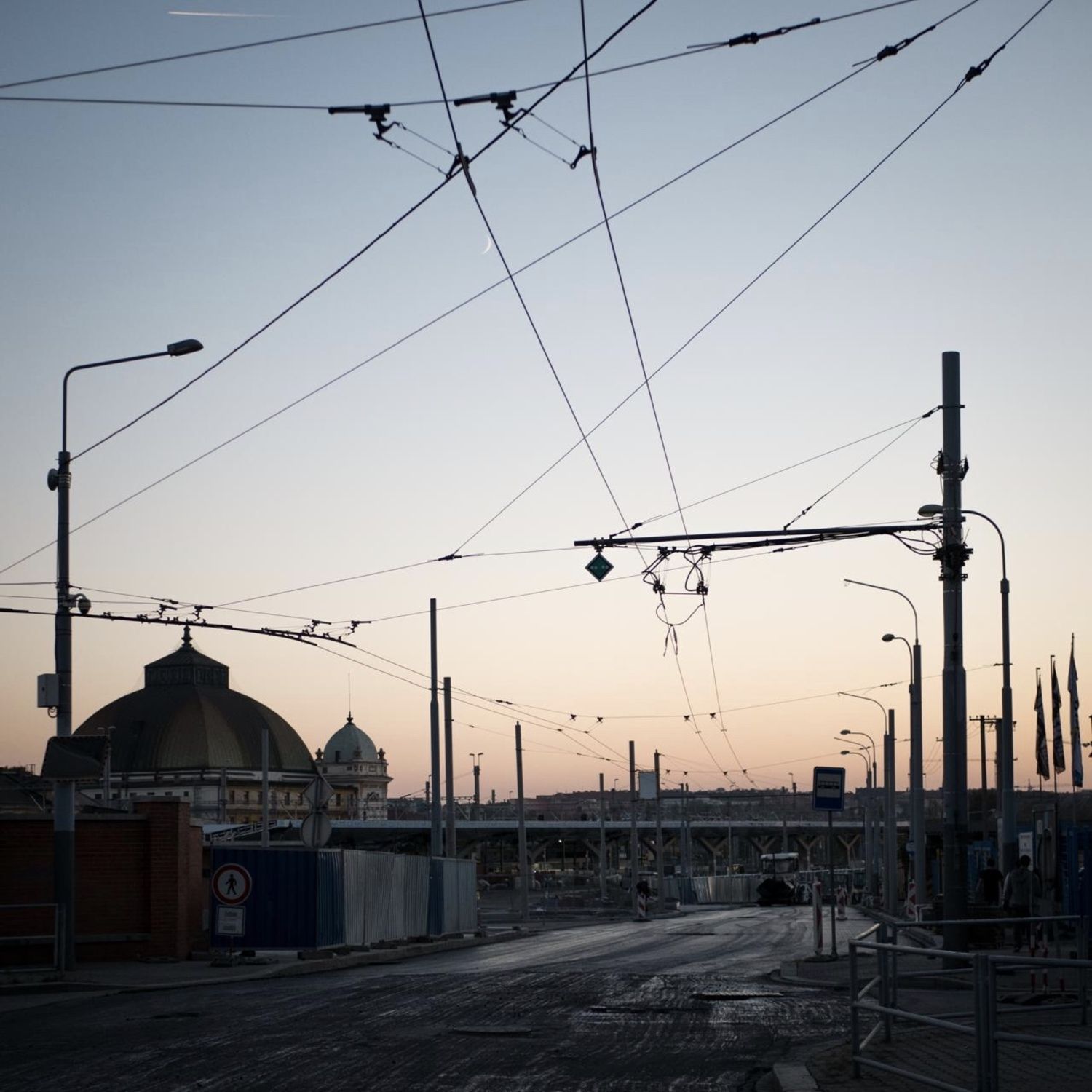 sorry seems to be the hardest word - neon